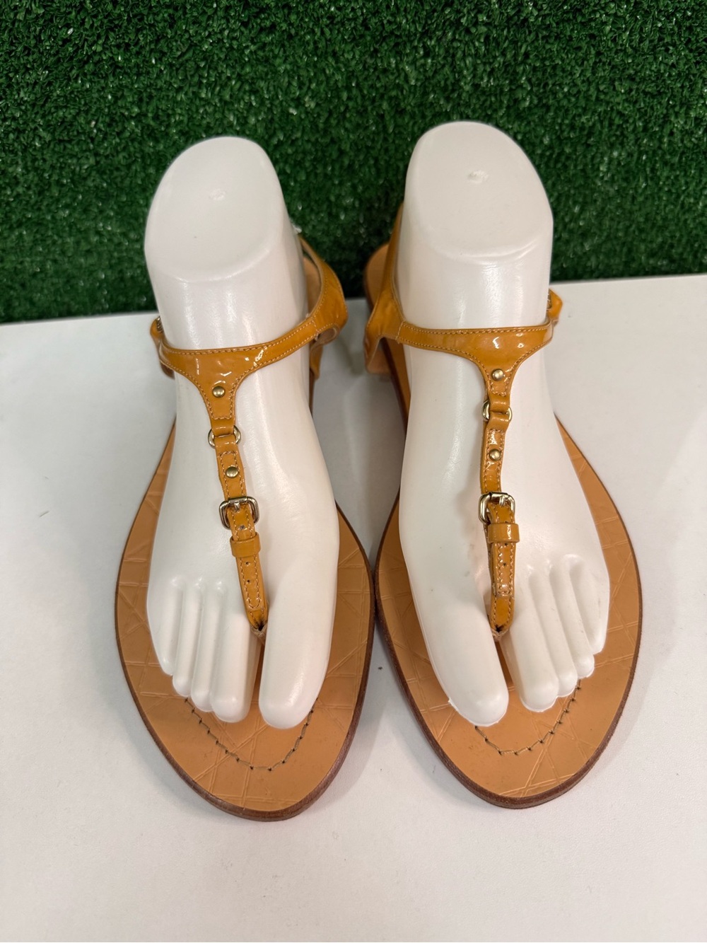 Dior beige patent leather sandals size 41